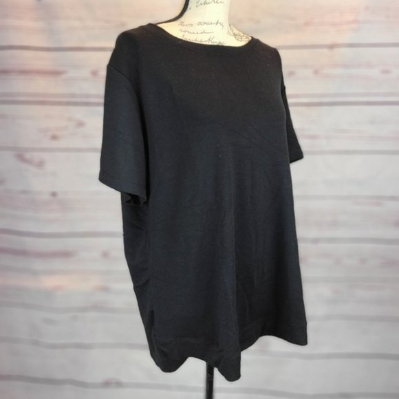 ♡3/$30♡ Danskin Short Sleeve Tunic Tee - Picture 3 of 5